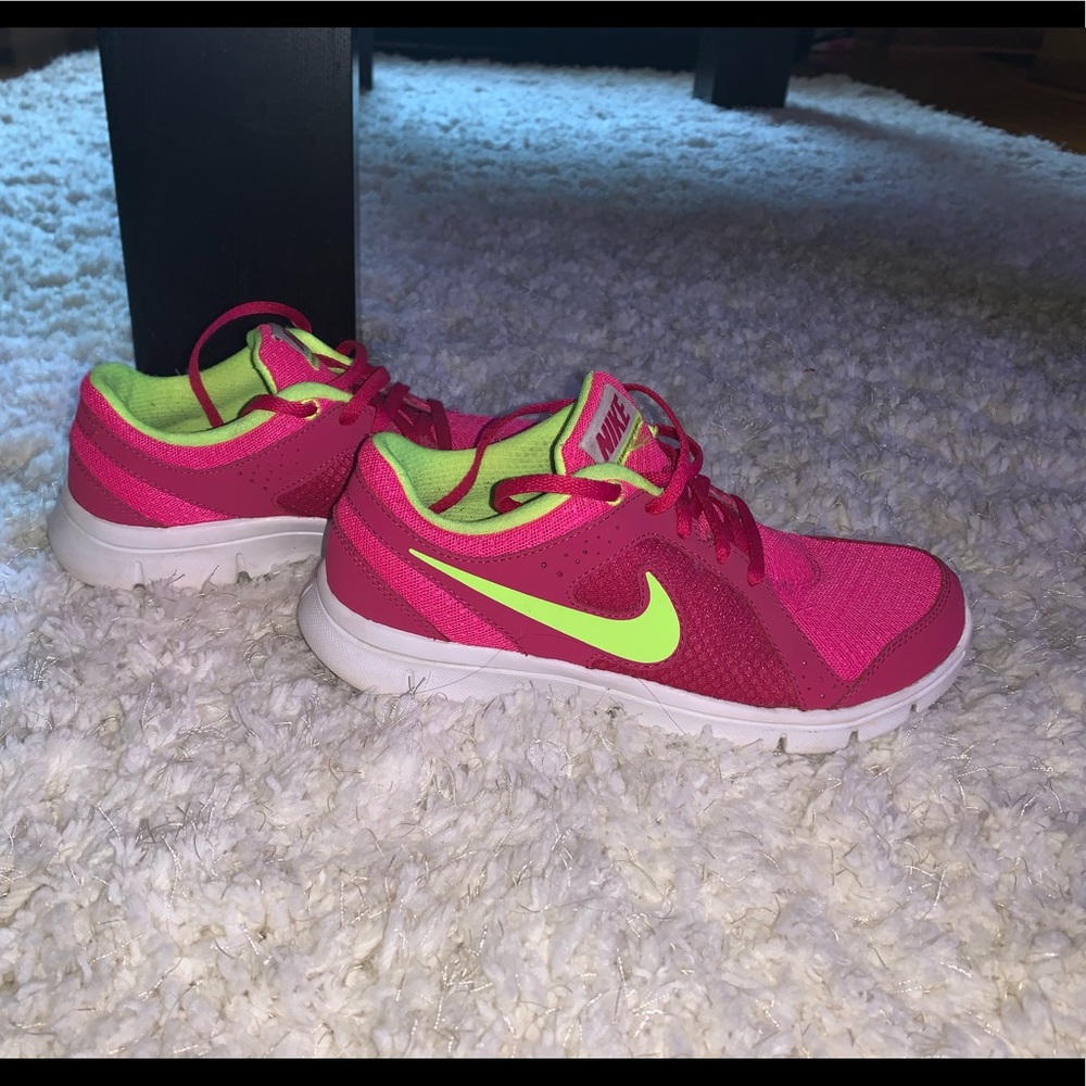 Nike shoes